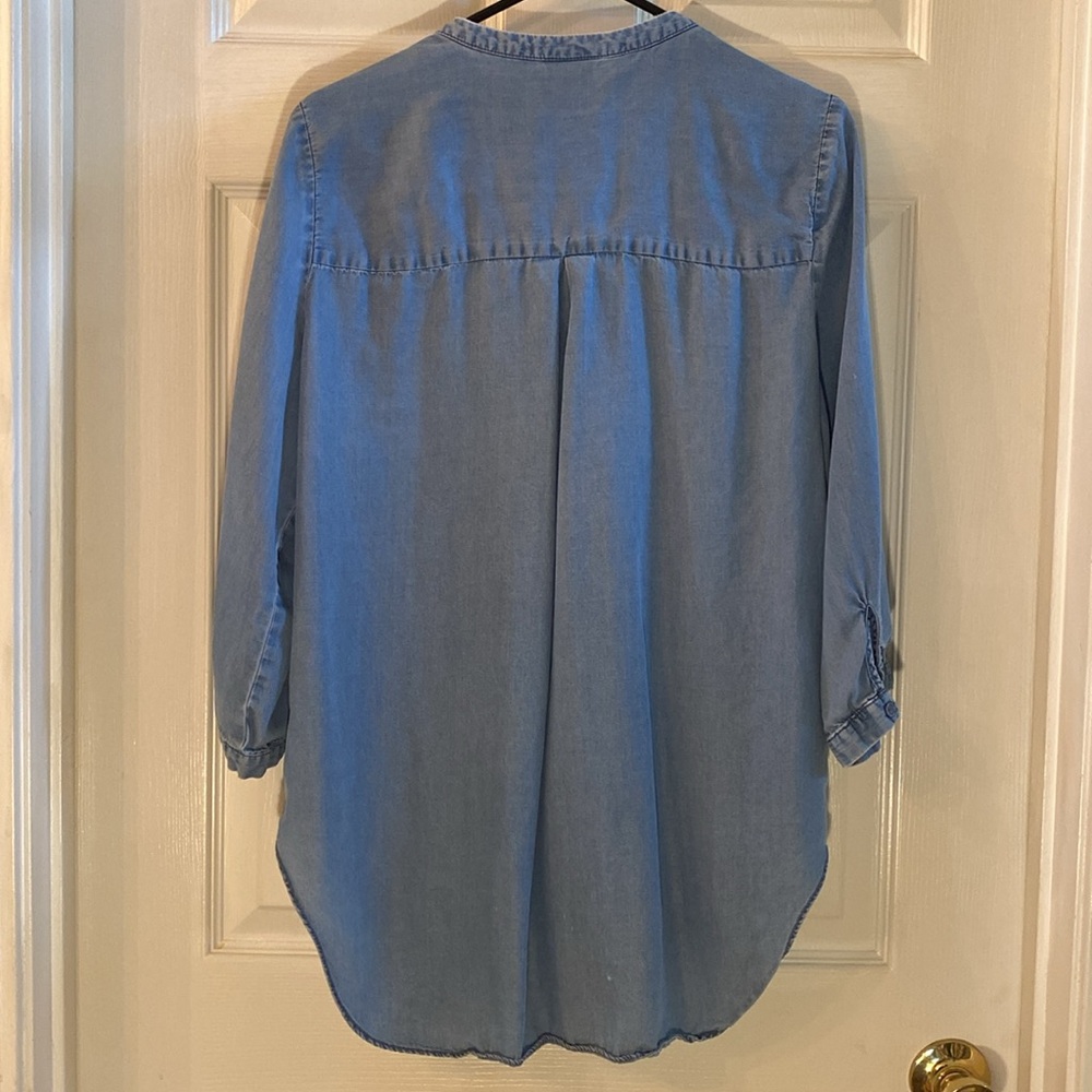 a.n.a Blue Denim Gardener Artist 3/4 Sleeve Tie Front Blouse Shirt Top - Picture 7 of 16